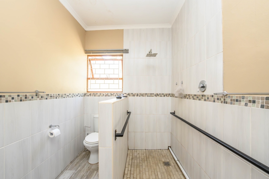 4 Bedroom Property for Sale in Vanes Estate Eastern Cape